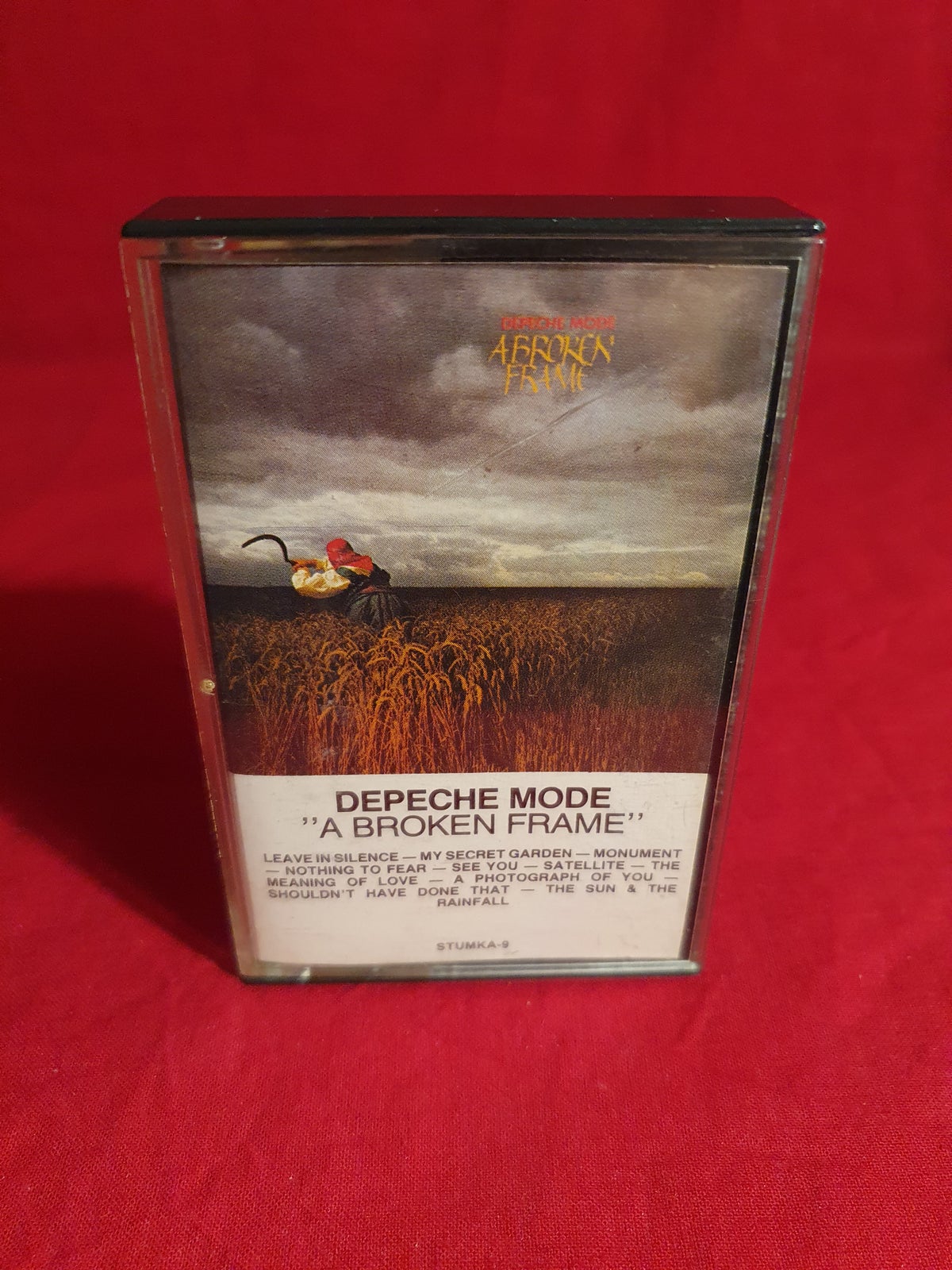 Bånd, Depeche Mode, A Broken Frame