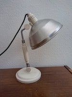 Skrivebordslampe, Lun Lux