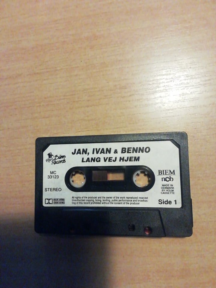 Bånd, Jan Ivan og Benno, Lang vej hjem