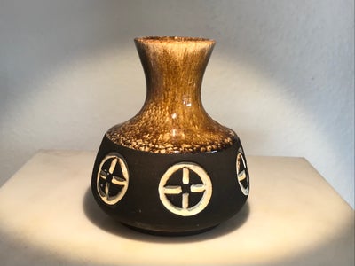 Vase, Retro keramikvase, Frank Keramik, Skøn vase fra 70’erne. Fin stand med alderssvarende brugsspo