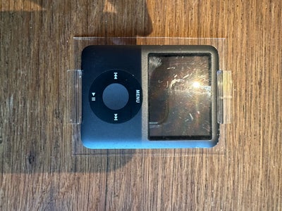 iPod, Nano, 8 GB, God, Fin ipod. 

Kan sendes for kr 50