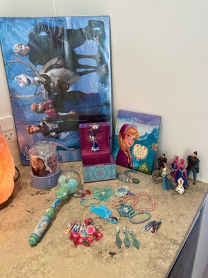 Blandet legetøj, Disney Frozen, Disney, Blandet Elsa og Anna accessories: 
Skriveunderlag, bog, scep