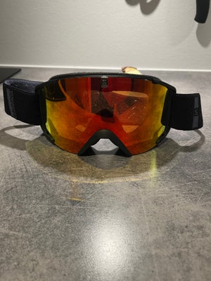 Skibriller, Salomon, Fine briller! 
Kun brugt på en enkelt ferie. 
