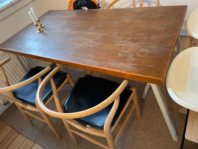 Spisebord, Hay, b: 78 l: 150, Hvide bordben fra hay med en bordplade på. Brugt som spisebord, men er