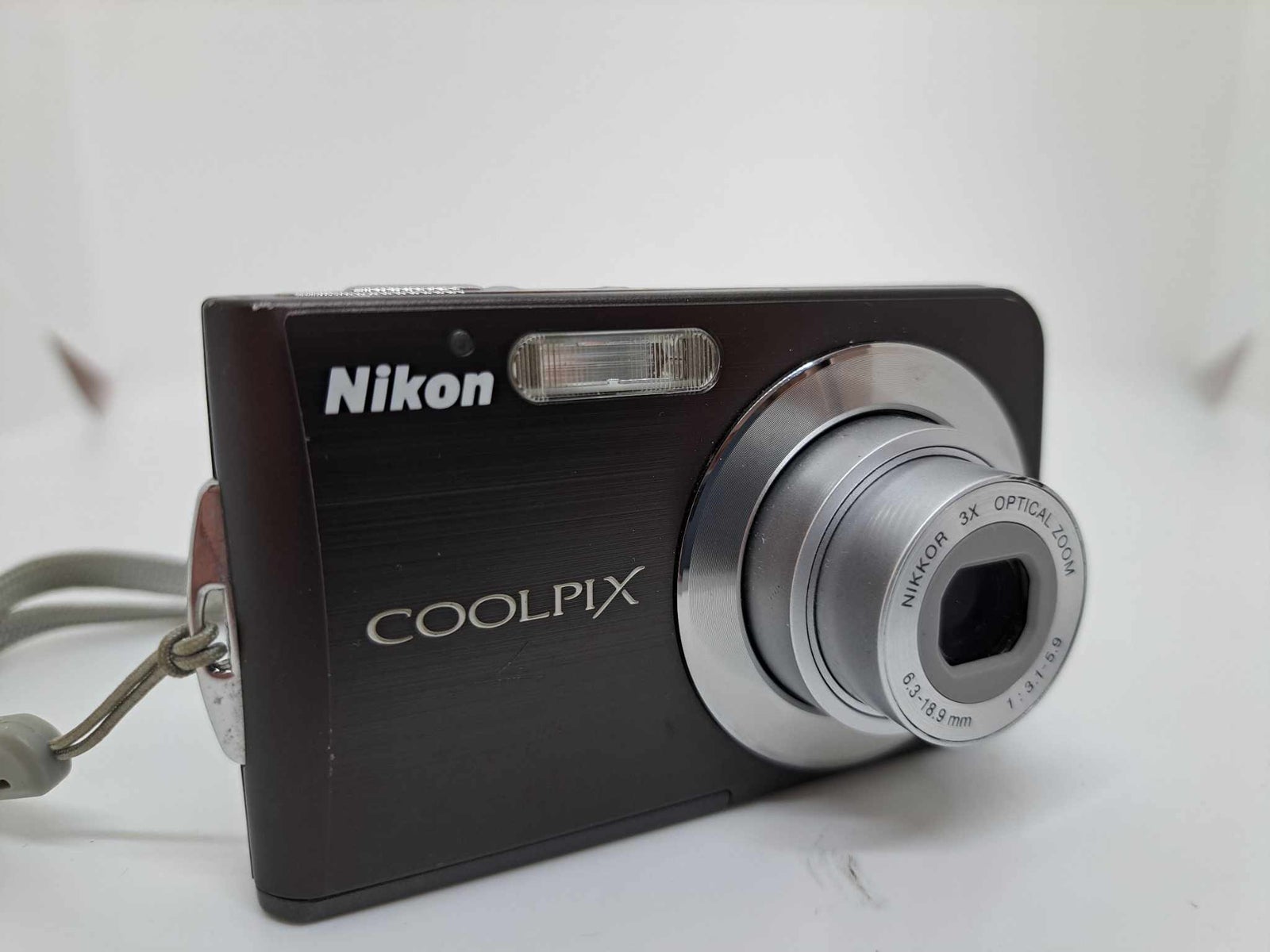 Nikon Coolpix S 210, 8,0 megapixels, 3 x optisk zoom