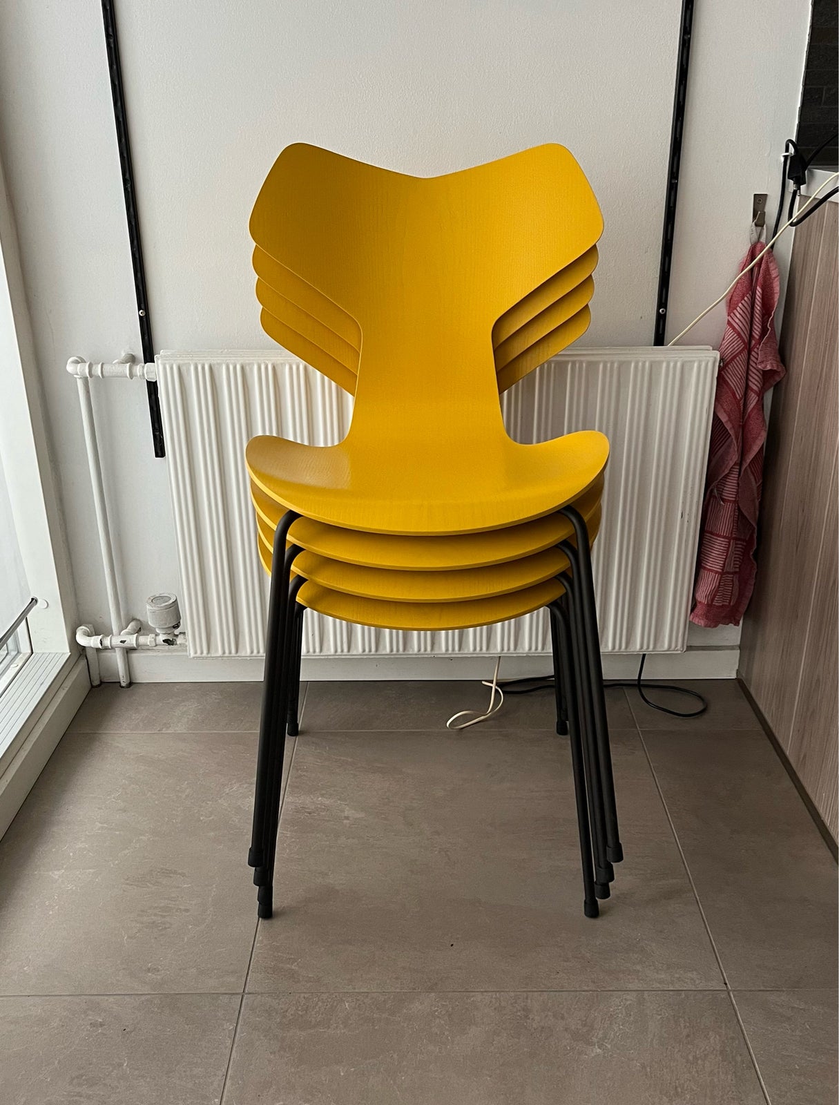 Arne Jacobsen, stol, Grand Prix