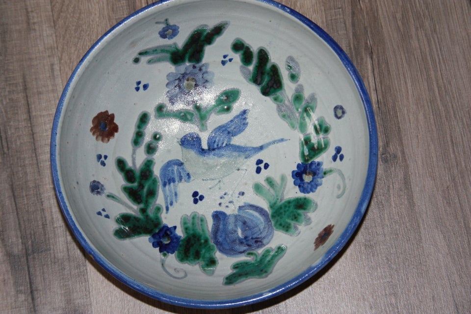 Keramik, Axel Brüel skål med en fugl