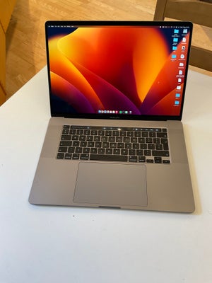 MacBook Pro, 16" (2019), 32 GB ram, 500 GB harddisk, Perfekt, Dette er den bedst udstyrede og mest k