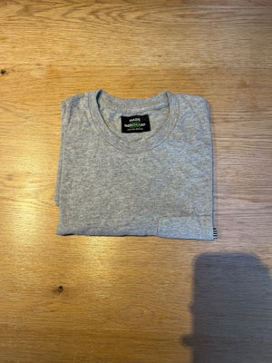 T-shirt, Mads Nørgaard, str. L,  Grå,  Bomuld,  Næsten som ny, Flot og velholdt Mads Nørgaard trøje.