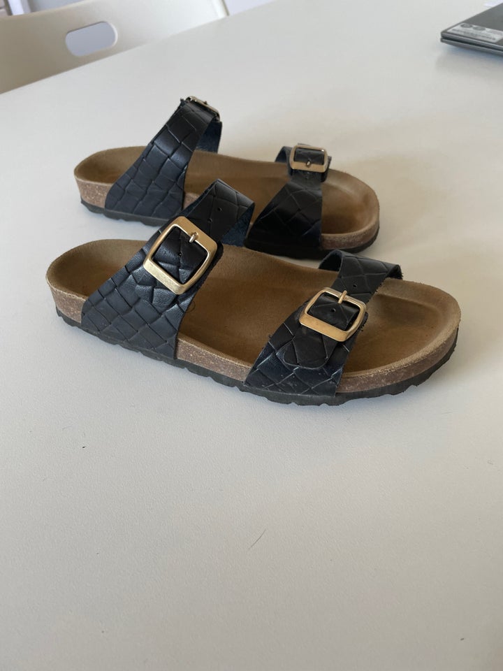 Sandaler, str. 37, Sofie Schnoor girls