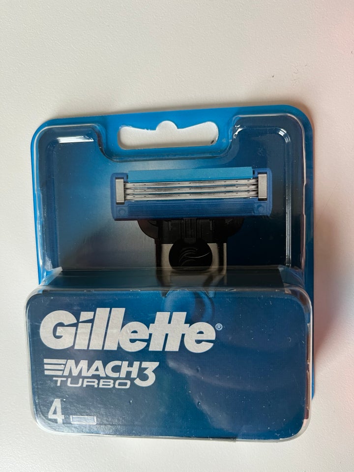 Barberskraber, Barberblade og barberskum, Gillette