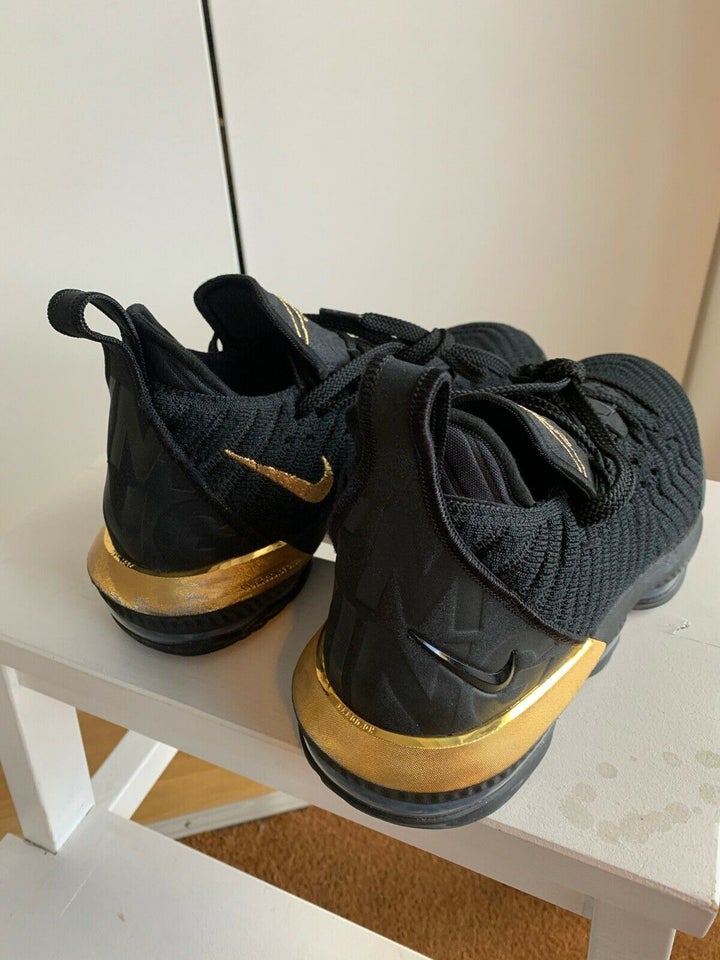 Basketstøvler, Basketball sko , Nike