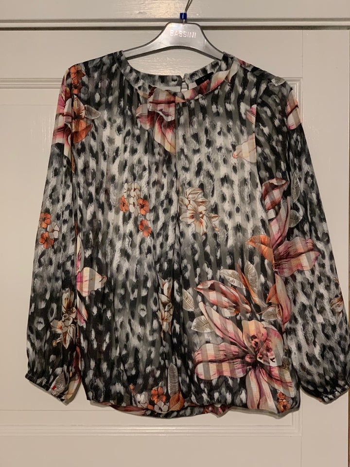 Bluse, 38 Molly Jo, str. 38