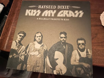 LP, Hayseed Dixieland / Kiss/Kizz, Kiss My Grass, Andet, A Hillbilly Tribute To Kiss

Medie: NM, Som