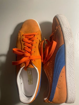 Sneakers, str. 40, Puma/Clyde,  Orange/blå,  Ruskind,  Næsten som ny, Fine puma, kun brugt lidt.