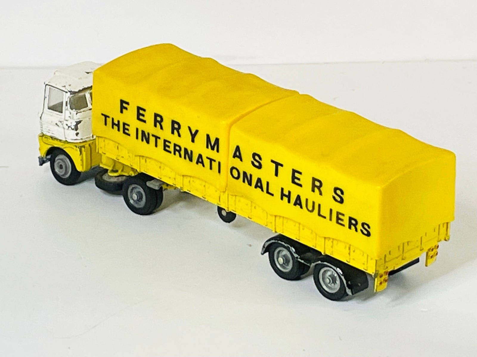 Modellastbil, 1968 Corgi Toys no 1147 Scammel Ferrymasters Truck