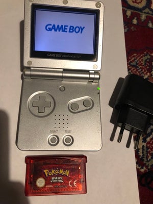 Nintendo Gameboy advance SP, + Pokemon Ruby, God, Grey Game Boy Advance SP håndholdt system

Skærmen