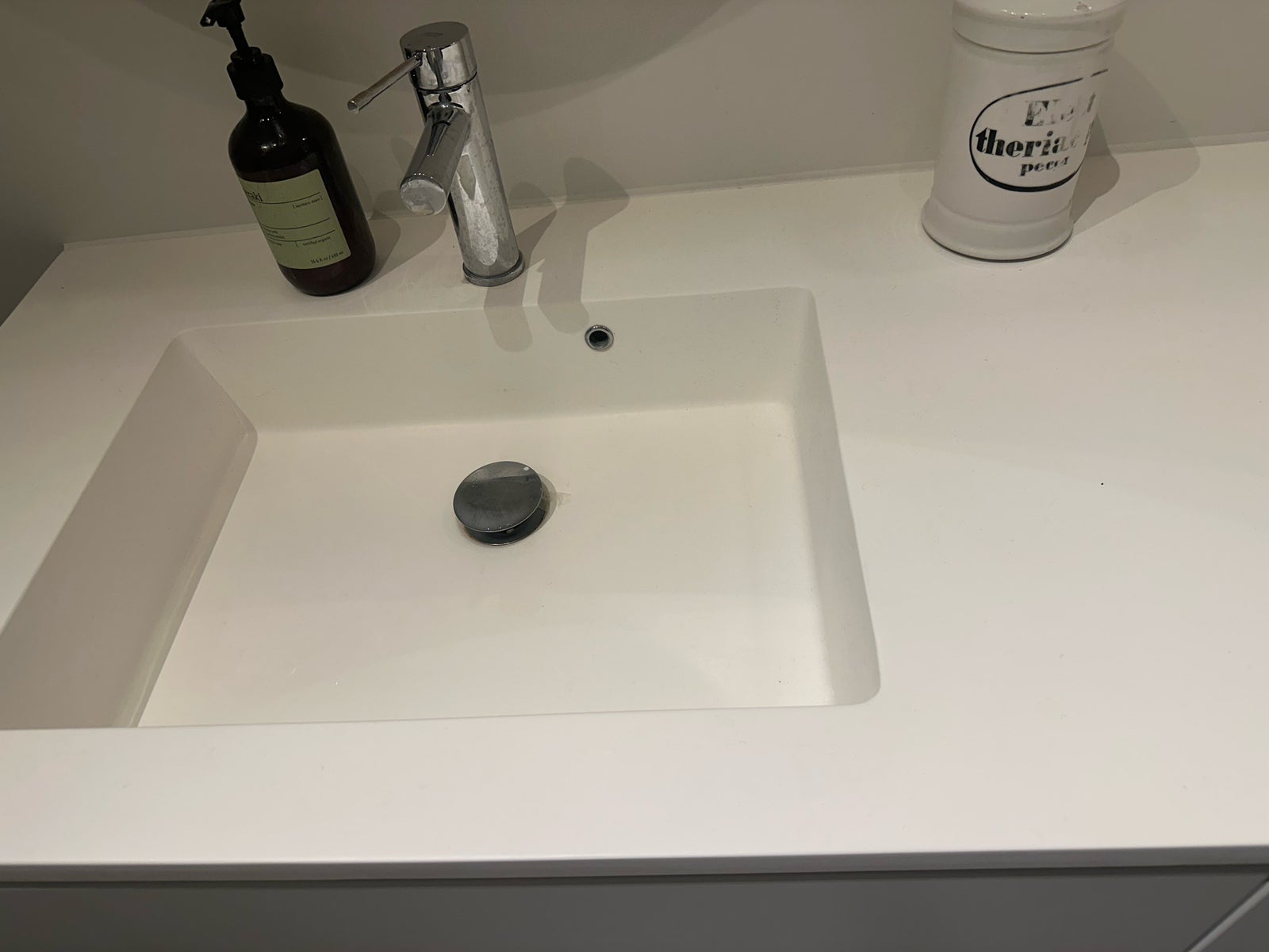 Dobbelt håndvask 1620x545x20 mm, Kvik
