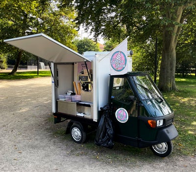 Softicemaskine, Book The Softice Show tuktuk'en til din fest.

Alt er inkluderet. Softicemix, vafler