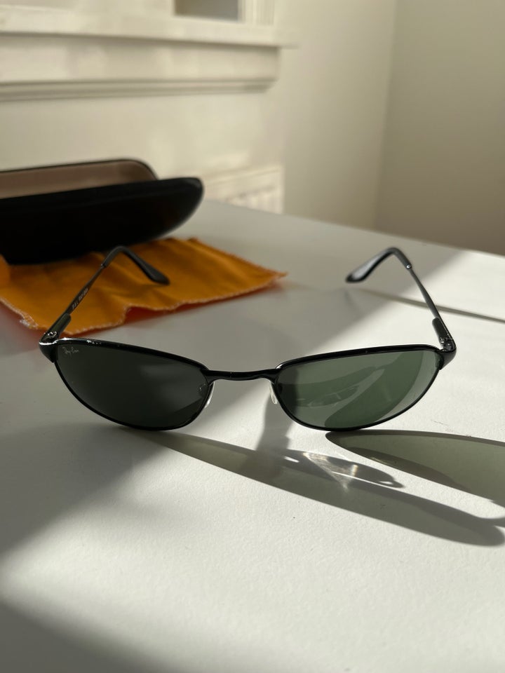 Solbriller herre, Ray Ban Matrix