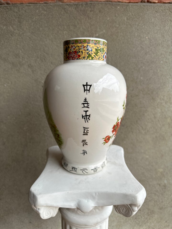 Kinesisk vase, Porcelæn