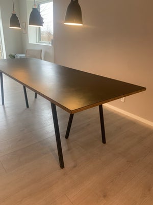 Spisebord, HAY, b: 90 l: 240, HAY bordplade 90x240. Linoleum overflade malet sort, med stålben også 