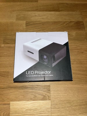 Projektor, Mini Led Projektor, Transportabel Projektor, Perfekt, LED MINI PROJEKTOR*
Hej, jeg sælger