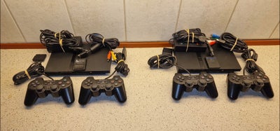 Playstation 2, 2 stk Playstation 2 Konsoller sælges med alt nødvendigt tilbehør  (Se billederne)..

