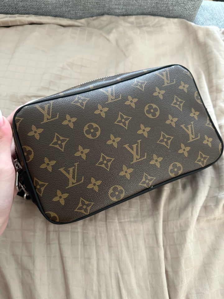 Clutch, Louis Vuitton, andet materiale