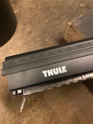 Tagboks, Thule, Thule wingbar edge 68 Black.
Fejlkøb. Har ikke været monteret, så er helt ny.