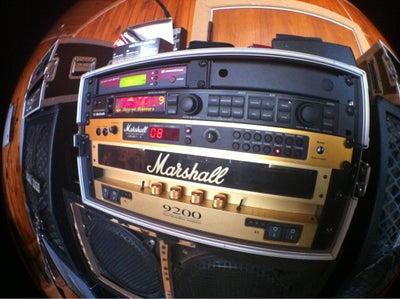 Guitarforstærker, Marshall Rack, 200 W, Marshall 9200 power-amp (2 x 100 watt)
Marshall JMP-1 pre-am