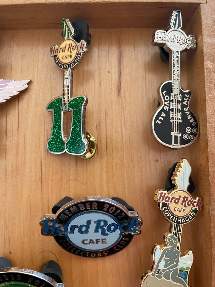 Badges, Hard Rock Cafe
