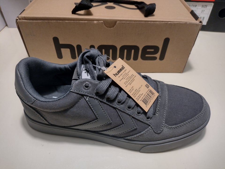 Sneakers, str. 39, Hummel