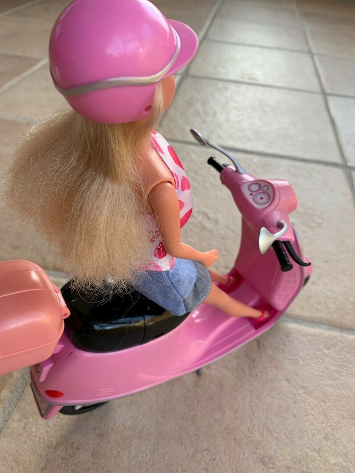 Steffi, Barbie Steffi med scooter