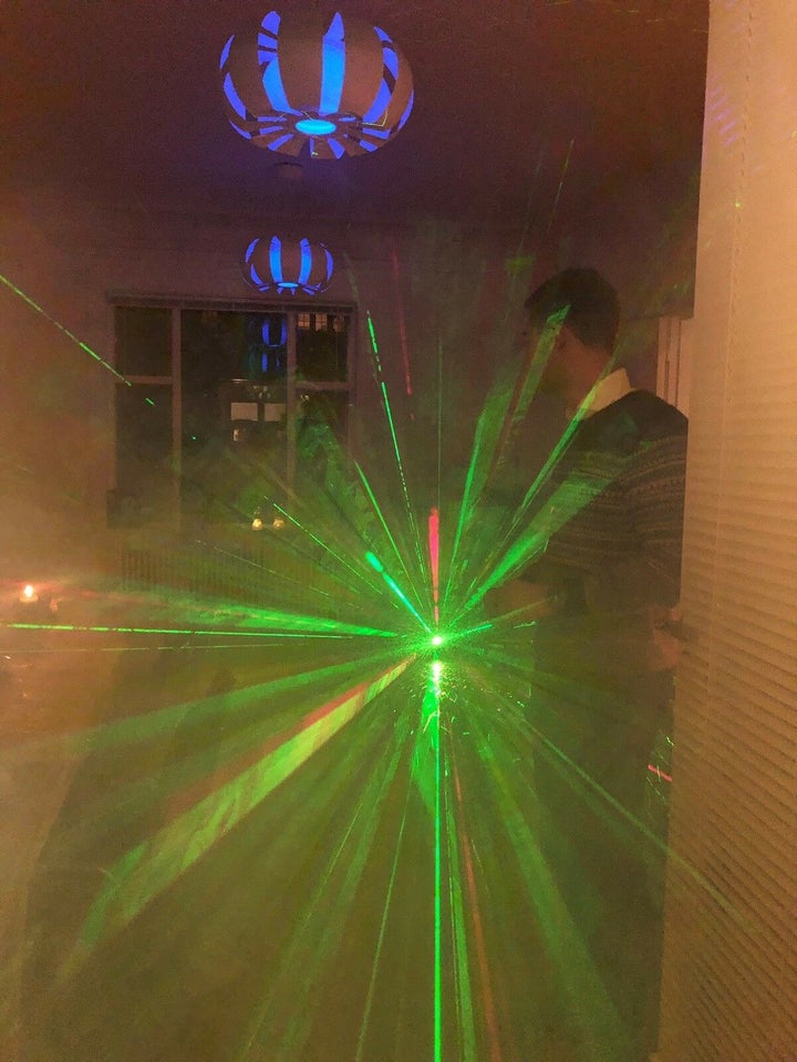 Røgmaskine og laserlys