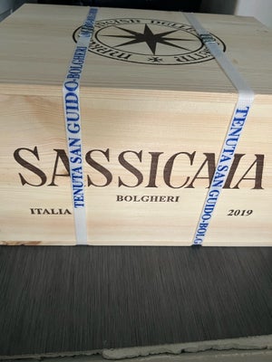 Vin og spiritus, Sassicaia 2019, Investerings Vin.
prisen vil kun gå en vej, og det er op. :)

Sælge