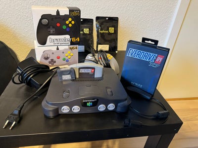 Nintendo 64, NUS-001 (EUR), God, Nintendo 64 PixelFX HDMI (V1) + Everdrive 64 x7

Konsollen og strøm