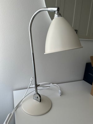 Skrivebordslampe, Gubi bl2, Sælger denne lampe da den ikke bliver brugt som forventet. Købt i 2022 o