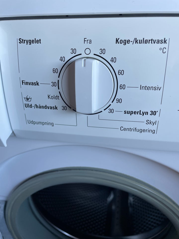 Siemens vaskemaskine, WM14A163DN , frontbetjent