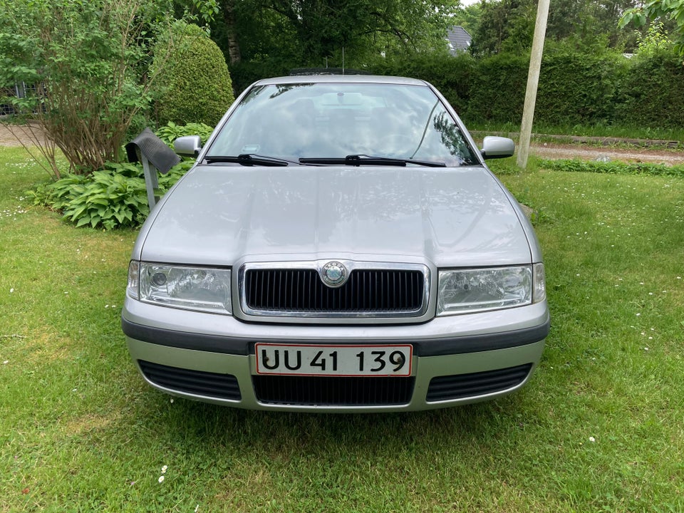 Skoda Octavia, 2,0 Ambiente, Benzin