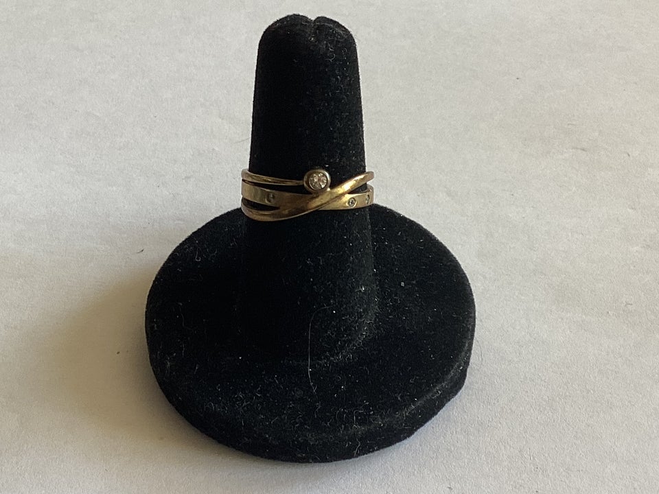 Fingerring, guld, Zirkon