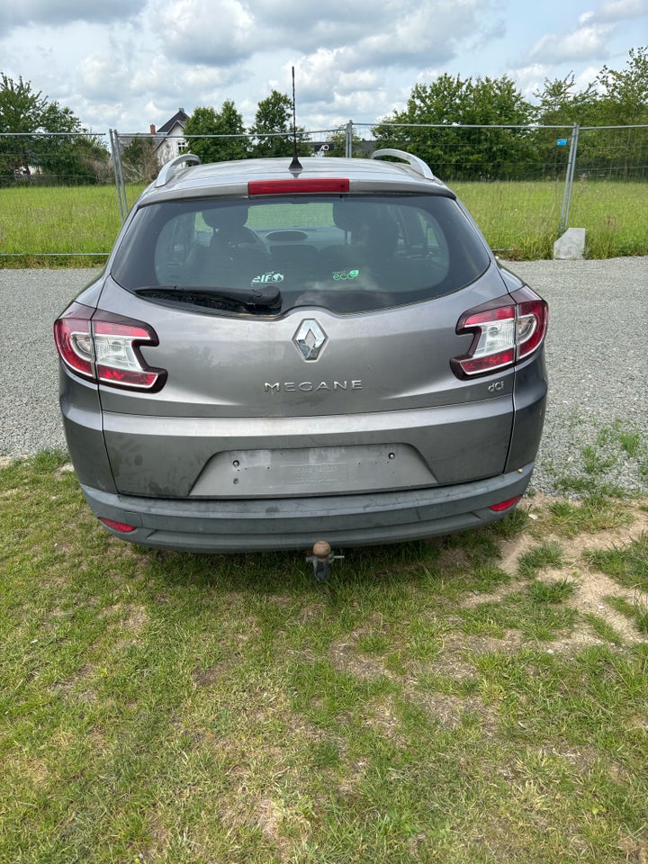 Renault Megane III, 1,5 dCi 110 Authentique Sport Tourer,