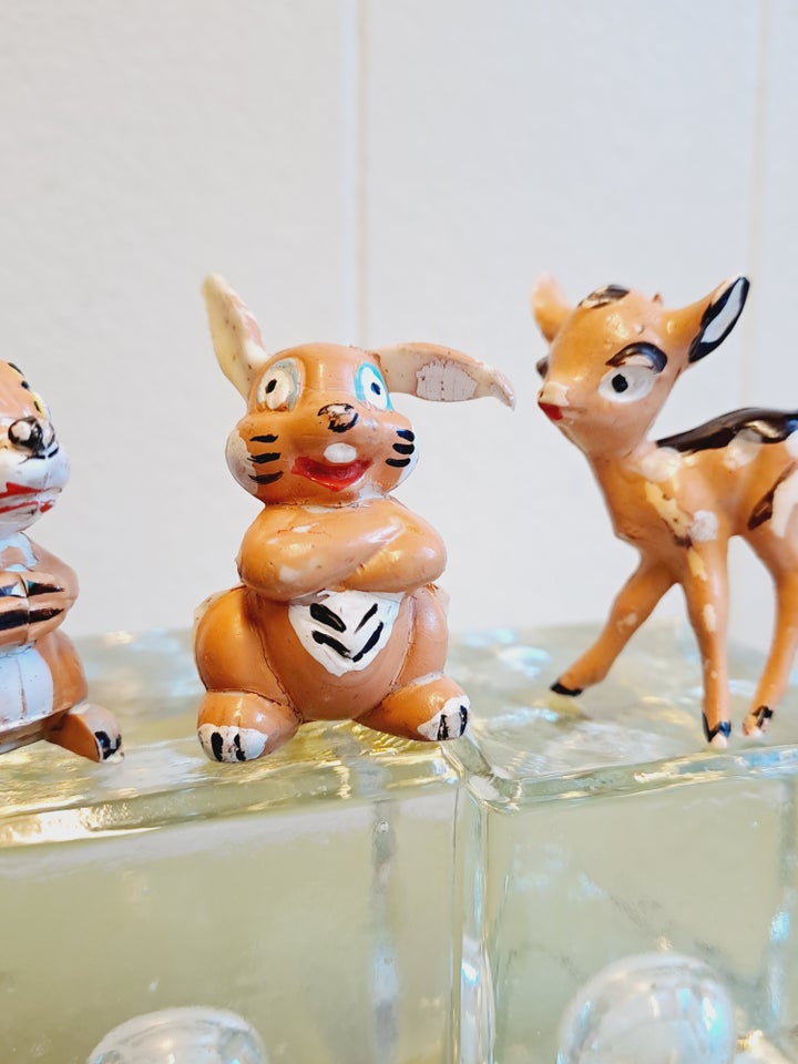 Andre samleobjekter, Disney . Figurer . Bambi . Peter plys