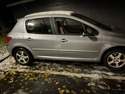 Peugeot 307, Benzin, 2005, km 160000, sølvmetal, klimaanlæg, aircondition, airbag, 5-dørs, centrallå