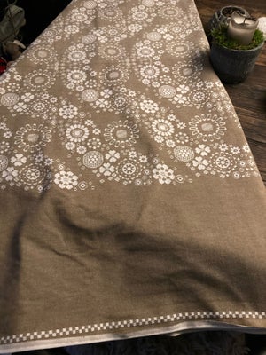 Damask dug, Georg Jensen, Super smuk dug ingen pletter eller huller
125*230cm