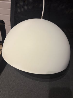 Pendel, Verner Panton VP7, Fin lampe, sælges grundet flytning. 
Få mærker som på billedet. 
Sendes i