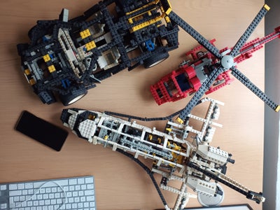 Lego Technic, Rumfærge, Bil, Helikopter, Gammelt LEGO Technic fra 90'erne. Lidt småmangler. Ingen sa