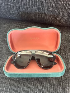 Find Gucci Solbriller - Solbriller - Køb brugt på DBA