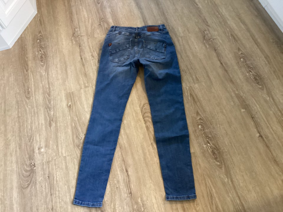 Jeans, Pulz, str. 31