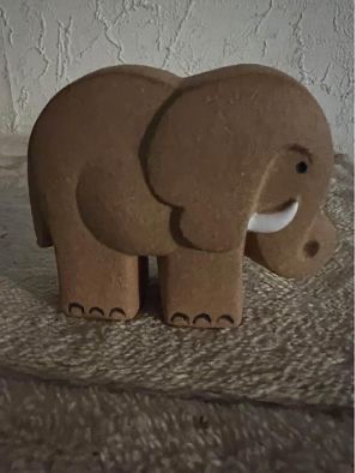 Lisa larson elefant Lisa larson